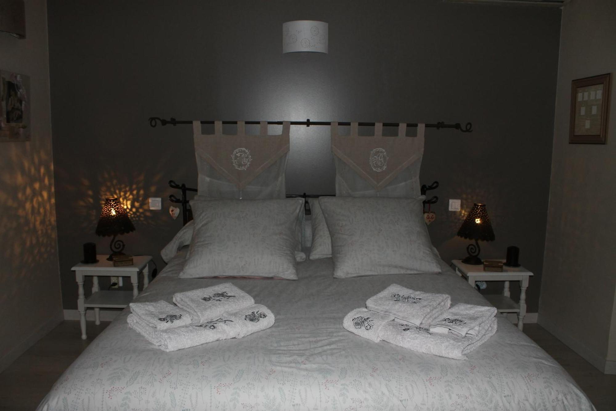 Lou Bastido Hotel Marseille Room photo